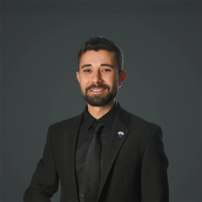 Gayrimenkul Değerleme Uzmanı ve Profesyon Emlak Fotoğrafçımız Yusuf Sevinç