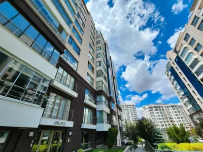 Remax Ankara Çankaya Sancak Mahallesi Yıldız Park Evleri Satılık 4+1 Daire İlan Kapak Görseli